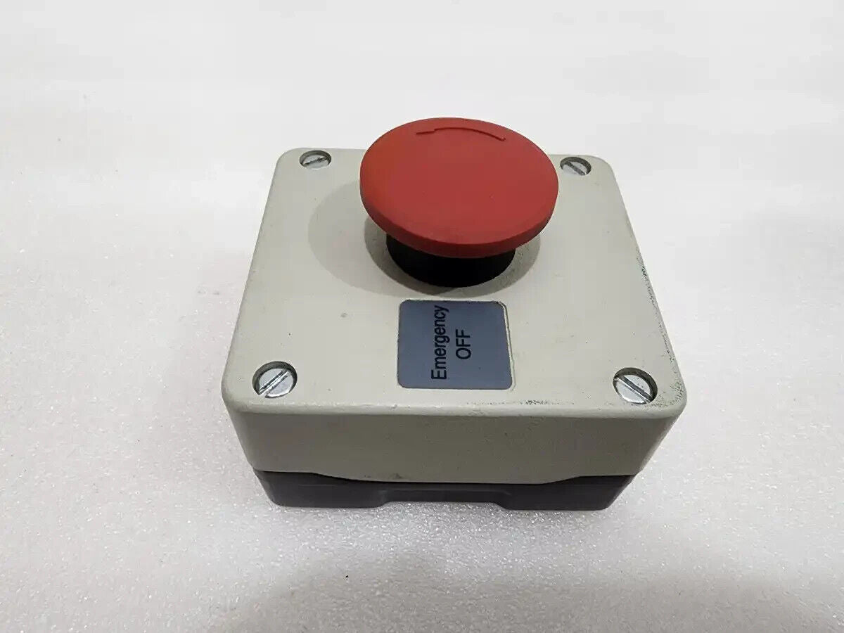 SIEMENS 3SB58 PUSH BUTTON STATION 10A 660VAC