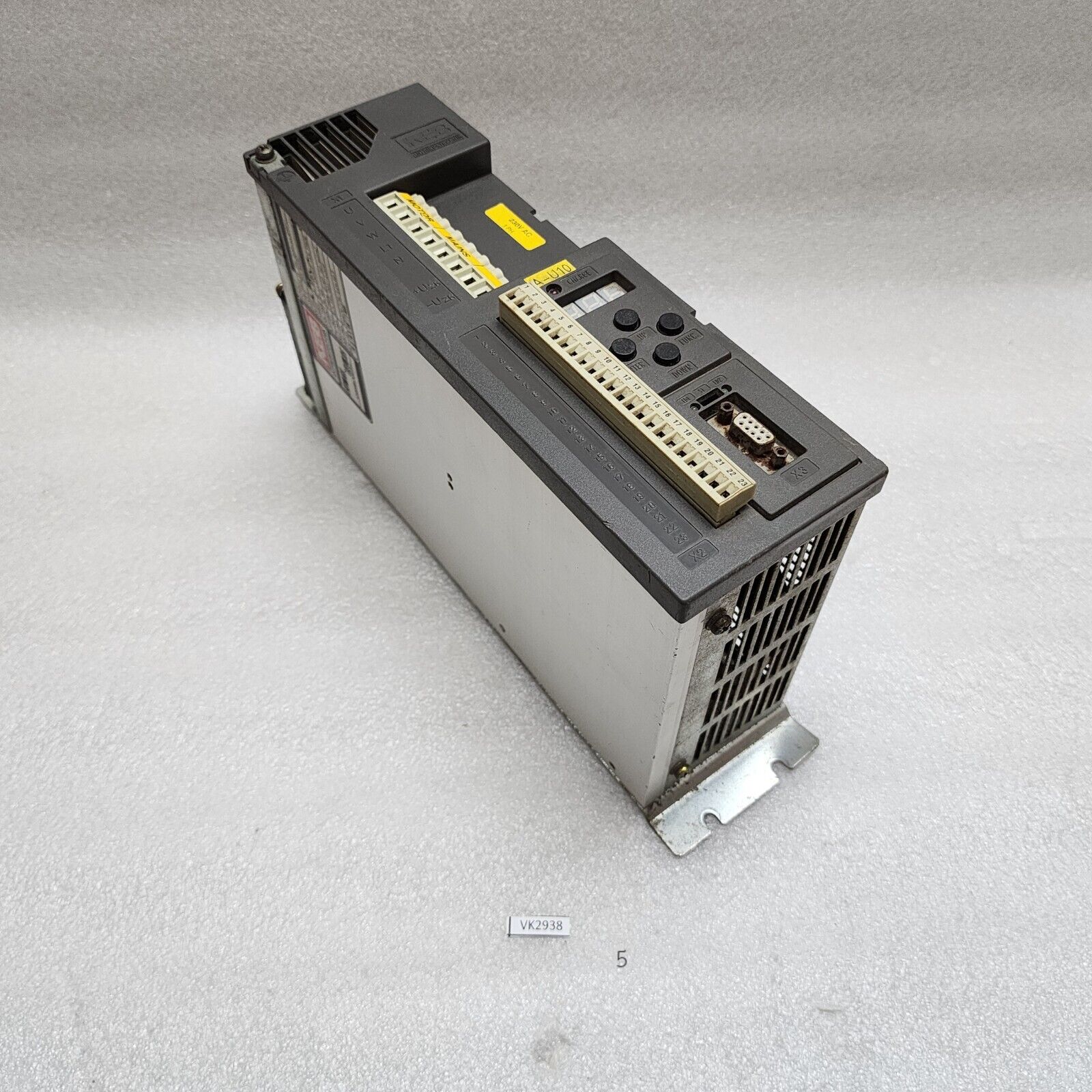 KEB 07.F0.R01-1228 FREQUENCY INVERTER 0.75KW   KARL E BRINKMANN