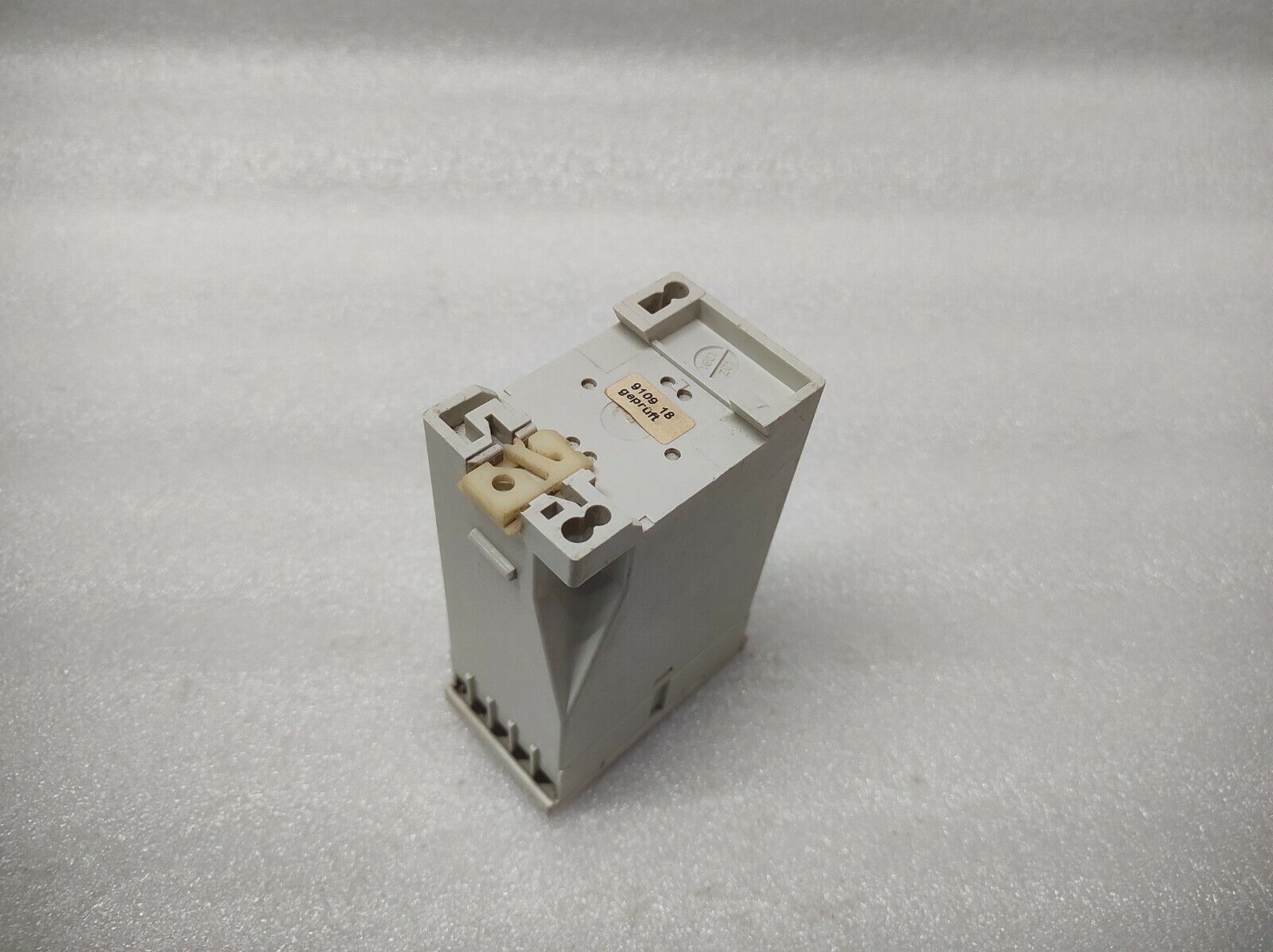 DOLD AI 942.002/66 TIME RELAY 0018452 440VAC