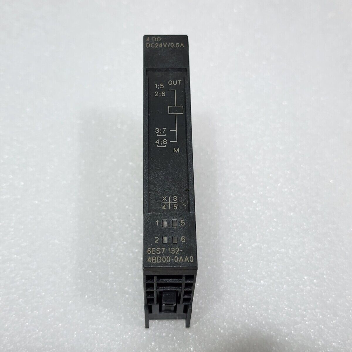 SIEMENS 6ES7 132-4BD00-0AA0 4-CH DIGITAL OUTPUT MODULE