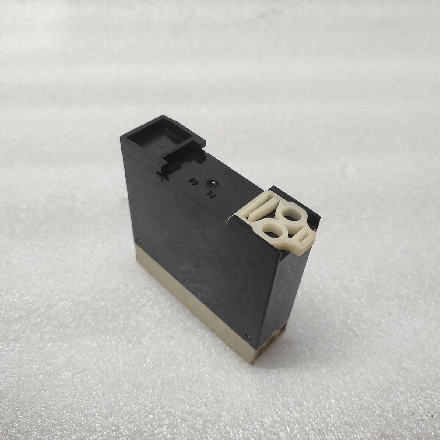 FANAL T-SD2 TIMER RELAY 012455200 0.3S-30S 24VAC-DC/220-240VAC