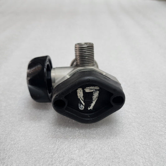 SCOTT BREATHING AIR CYLINDER VALVE 3000 PSI THREAD M18