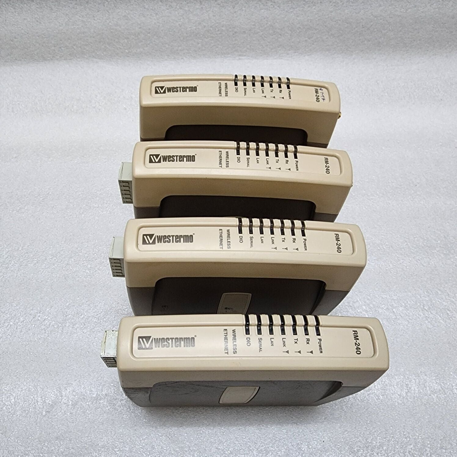 WESTERMO RM-240 WIRELESS INDUSTRIAL ETHERNET SWITCH 9-30VDC WITHOUT ANTENNA