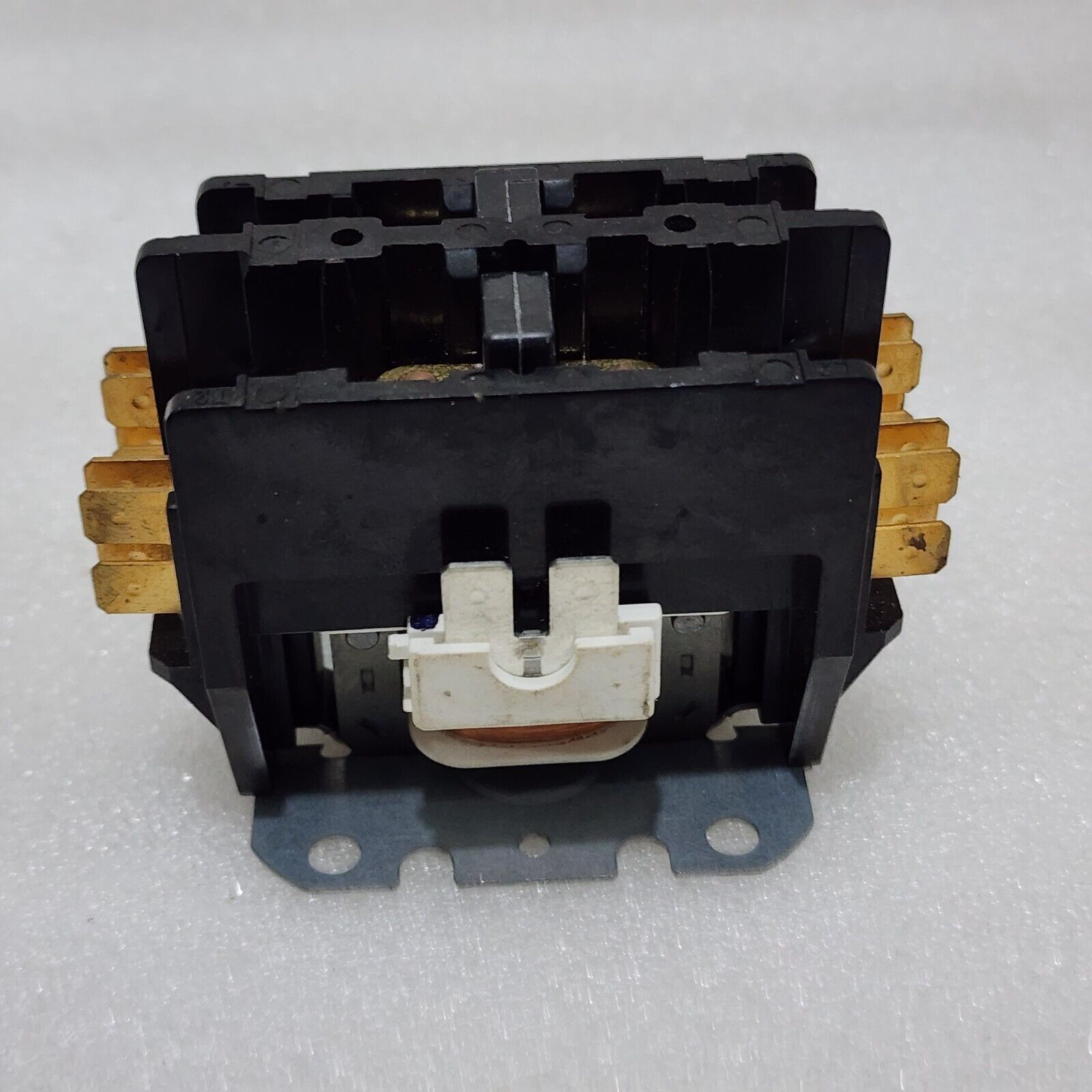 SQUARE D 8910DP32V09 DEFINITE PURPOSE CONTACTOR 2-POLE 30A COIL VOLTAGE 208-240V