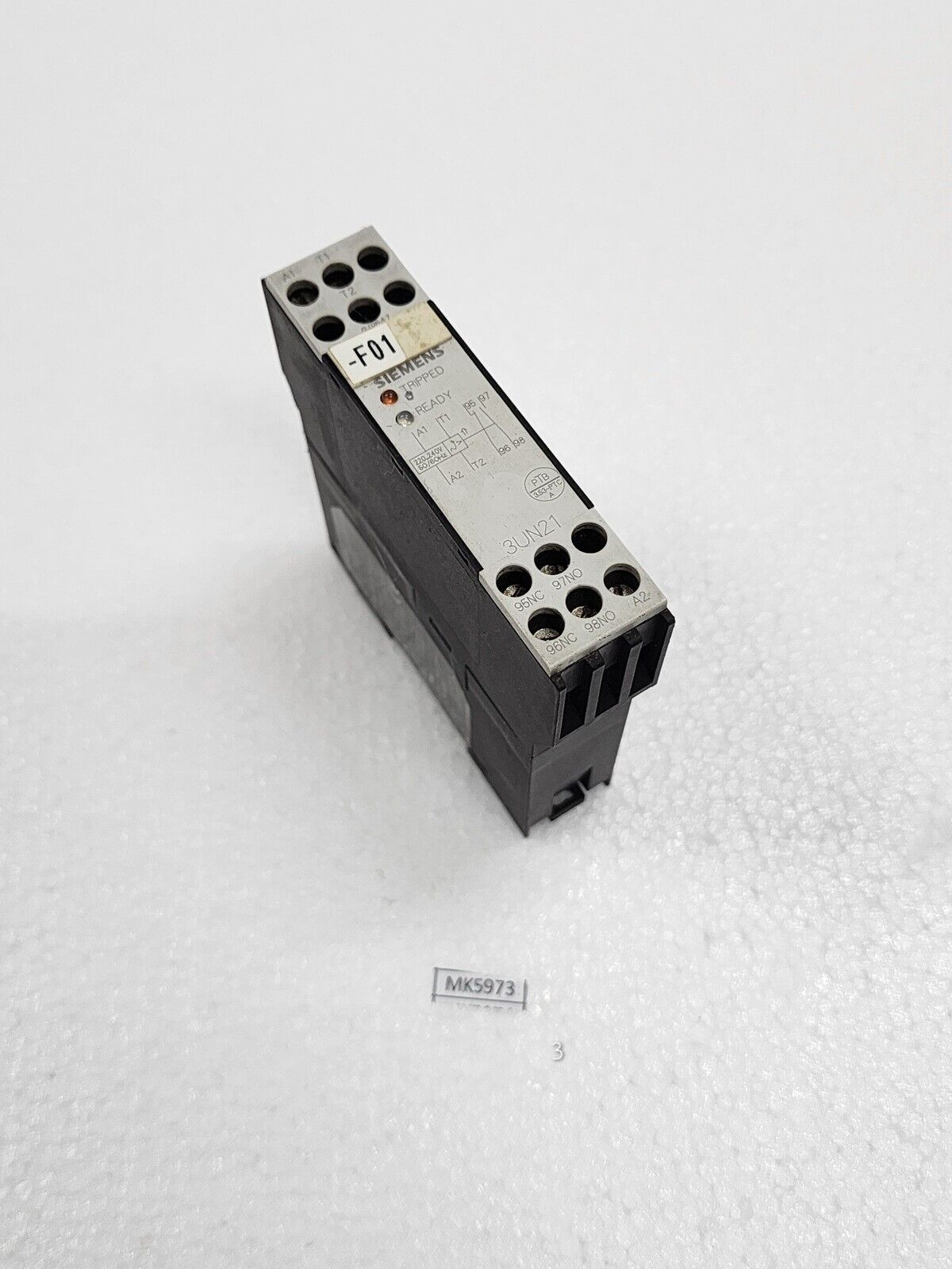 SIEMENS 3UN21 THERMISTOR PROTECTION RELAY 3UN2100-0AN7 220-240V