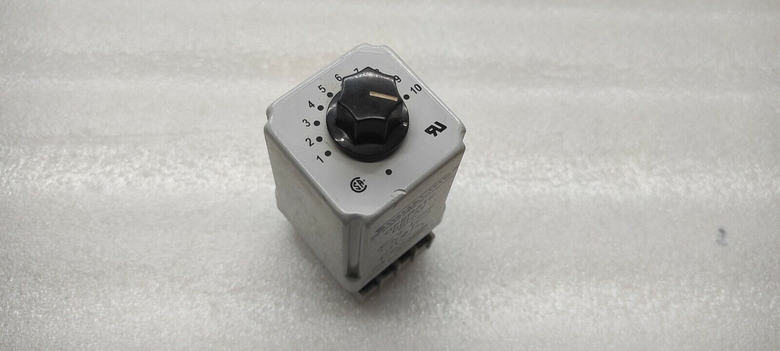 SIGNALINE 330-120V-10SEC OPERATE DELAY RELAY 