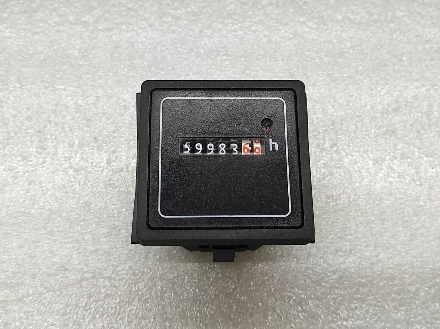 DESIM ELEKTRONIK 10.03 G2 HOUR COUNTER 230V