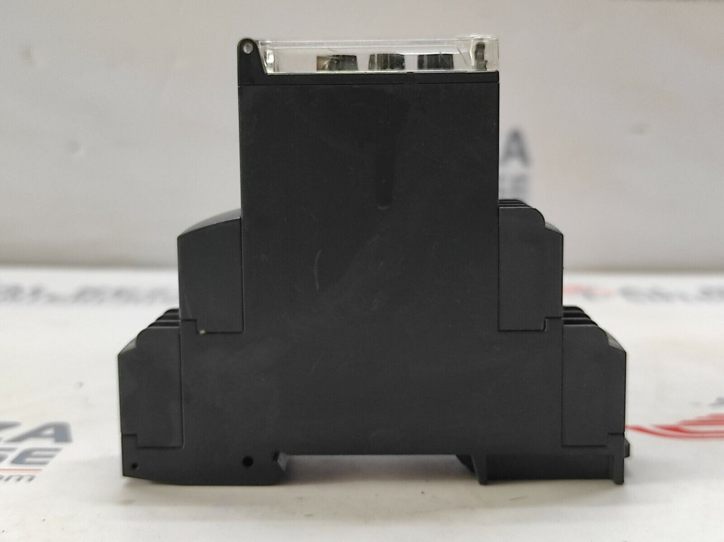 TELEMECANIQUE RM22TR33 VOLTAGE MONITORING RELAY