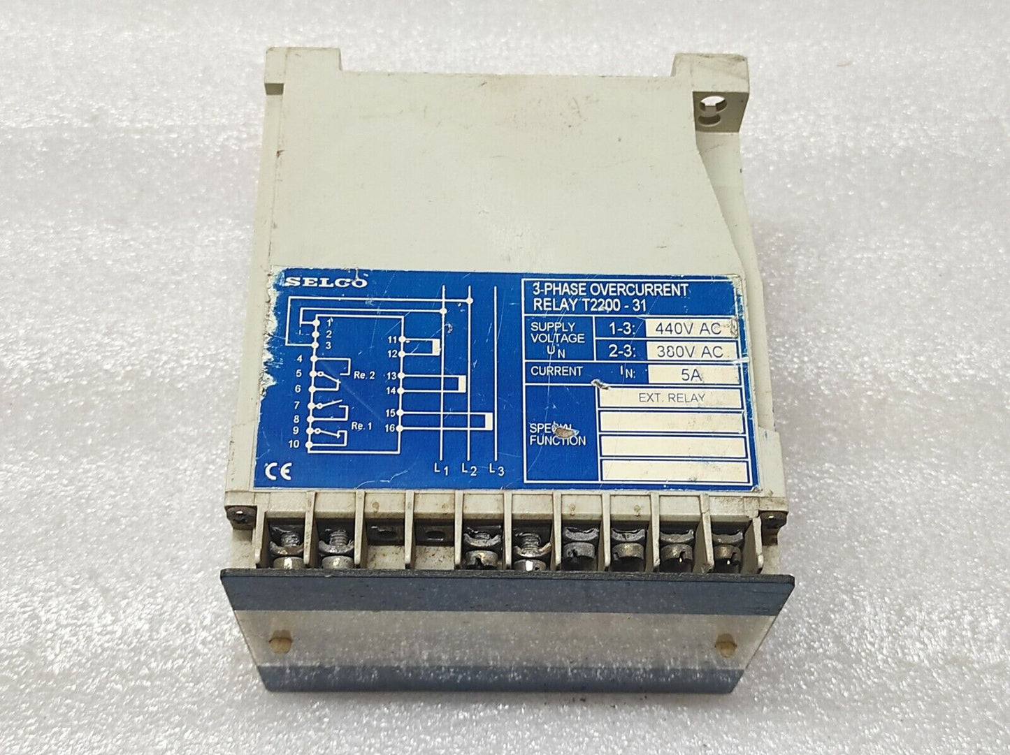 SELCO T2200-31 3-PHASE OVERCURRENT RELAY 440VAC