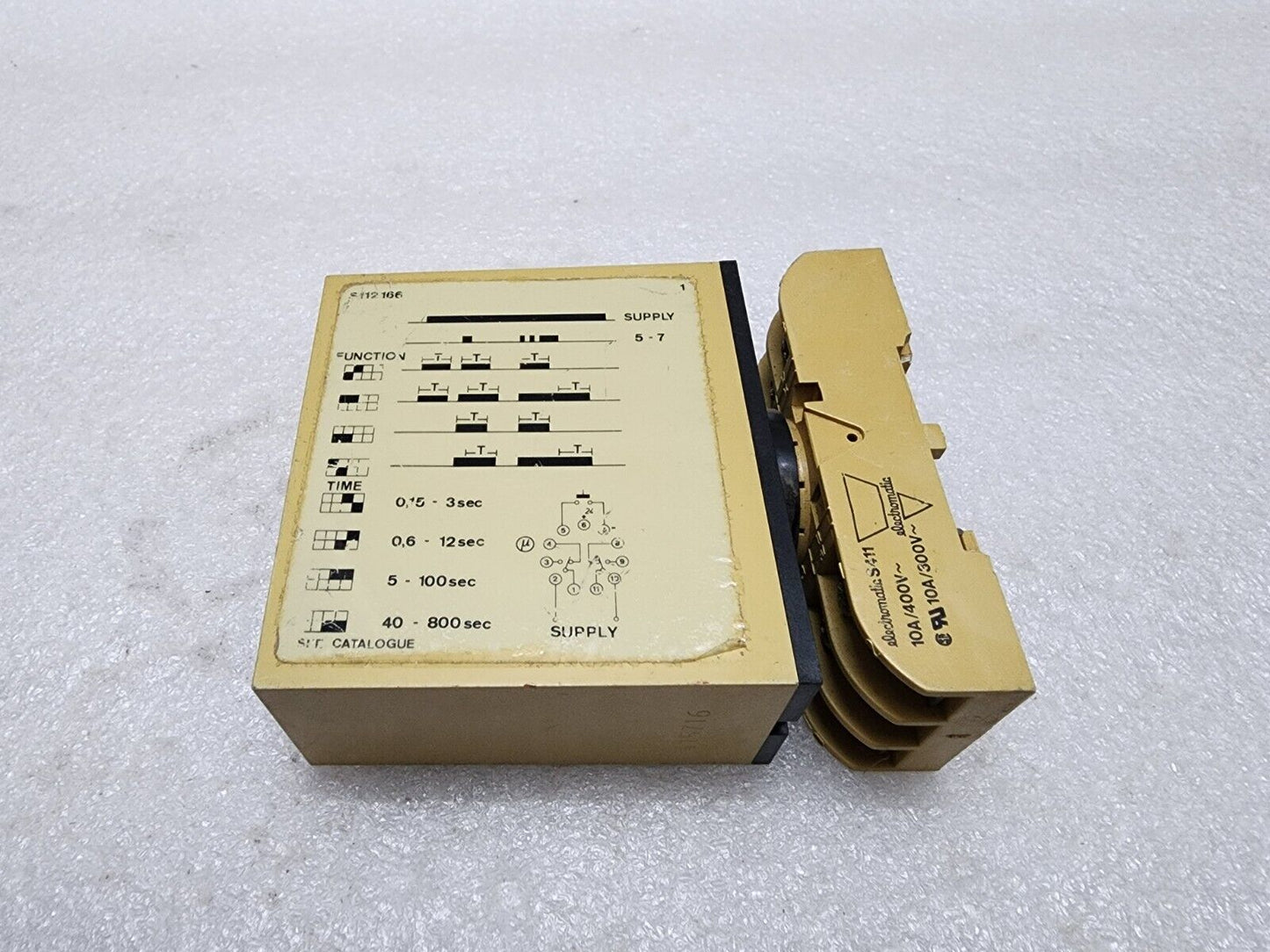 CARLO GAVAZZI S 112 166 230 INTERVAL TIMER S112166230 230V