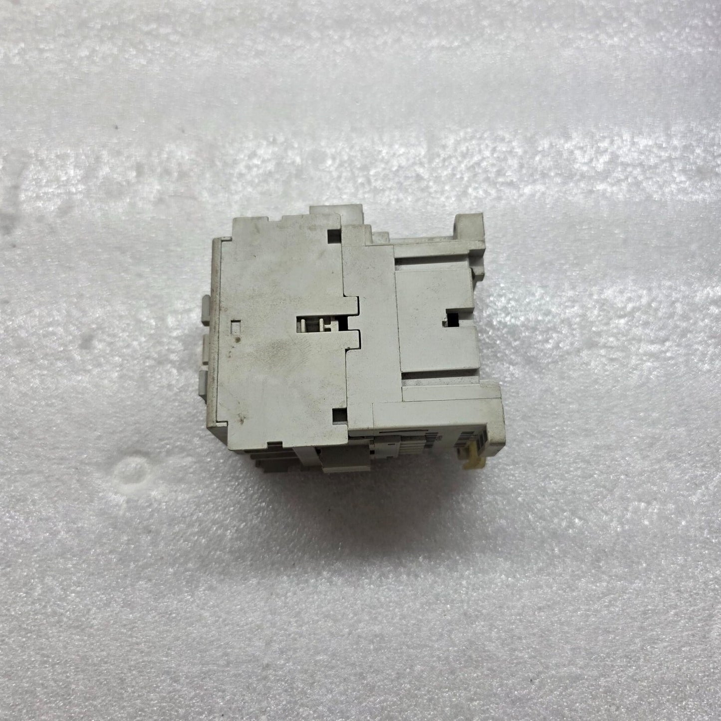 ALLEN BRADLEY CAT 100-C12-10 SER A CONTACTOR COIL VOLTAGE 48V