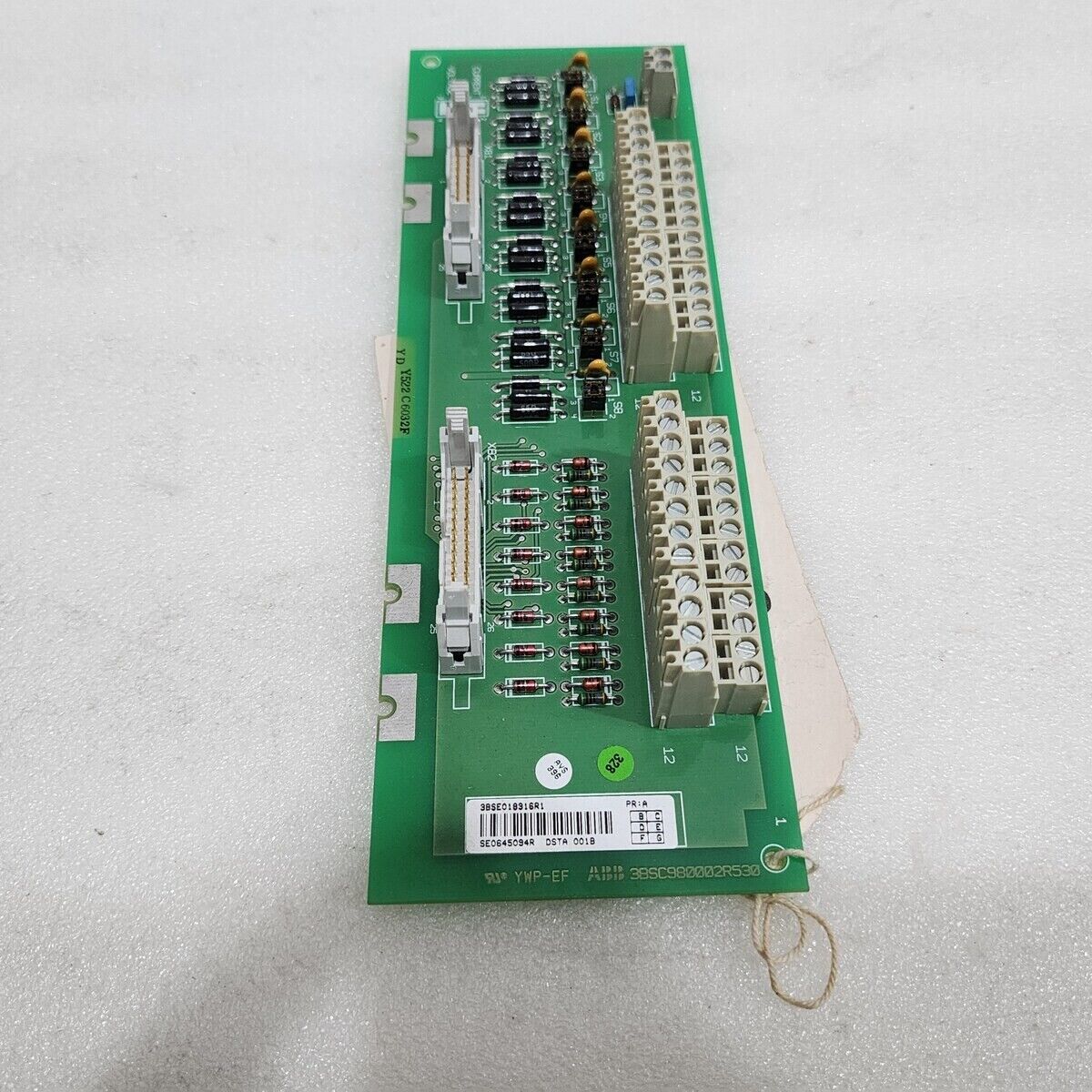 ABB DSTA 001B CONNECTION UNIT FOR ANALOG MODULE 3BSE018316R1