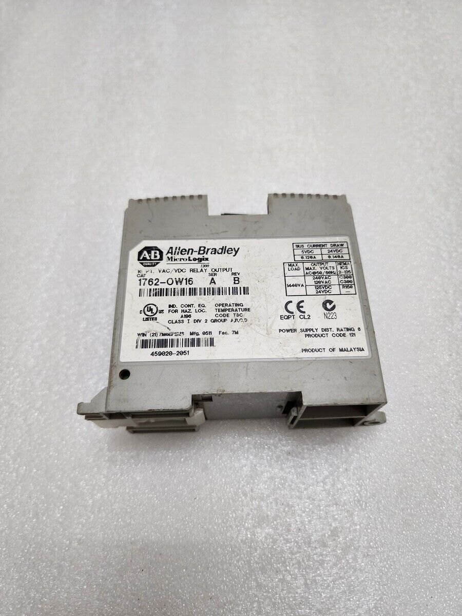 ALLEN BRADLEY CAT 1762-OW16 OUTPUT MODULE SER A REV B