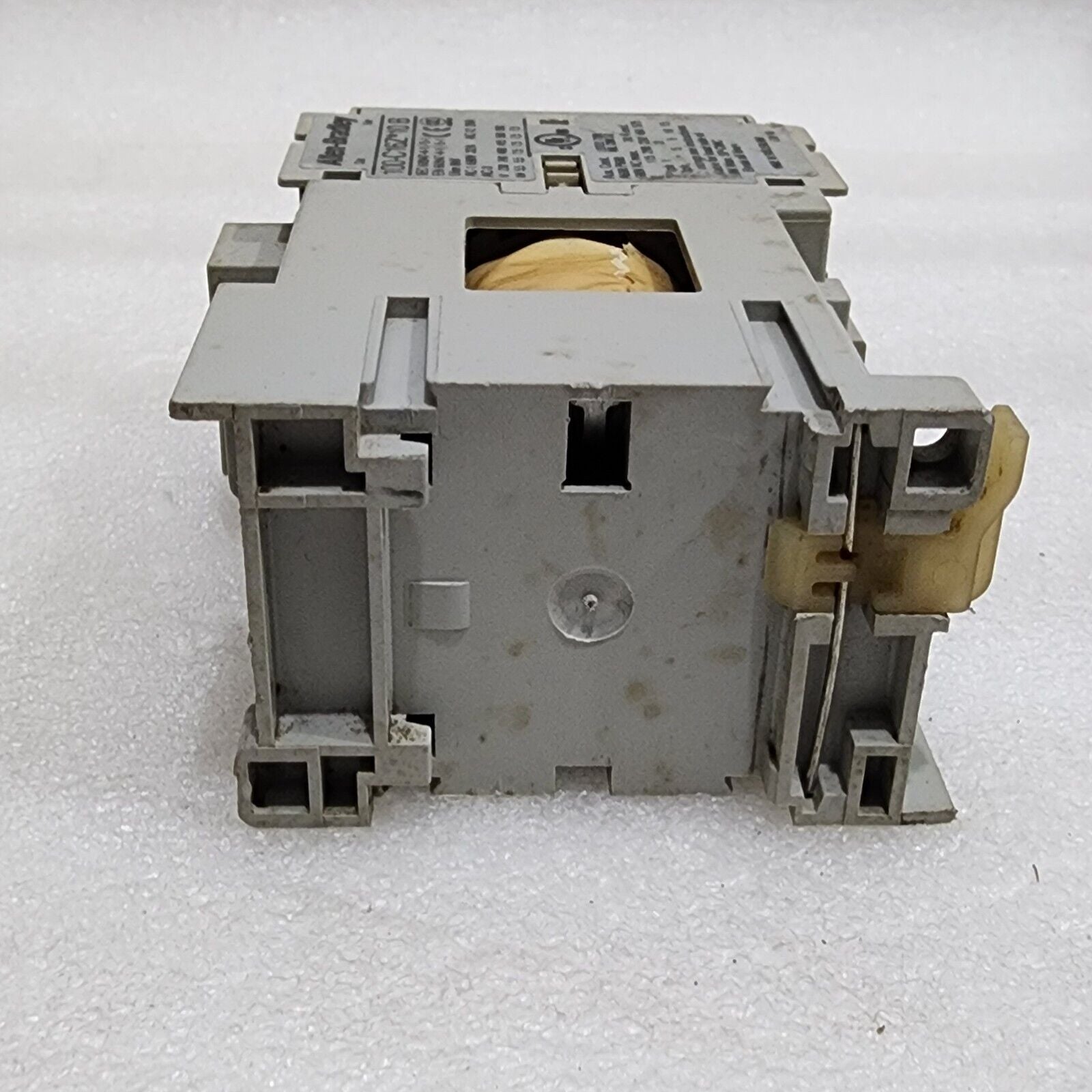 ALLEN BRADLEY C16 CAT 100-C16Z-10-B MAGNETIC CONTACTOR 24VDC