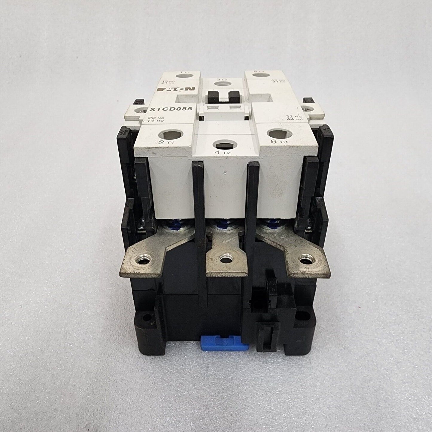 EATON XTCD085 3-POLE CIRCUIT BREAKER 135A