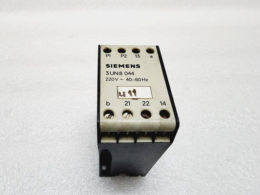 SIEMENS 3UN8 044 CONTACTOR CONTROL RELAY 220V