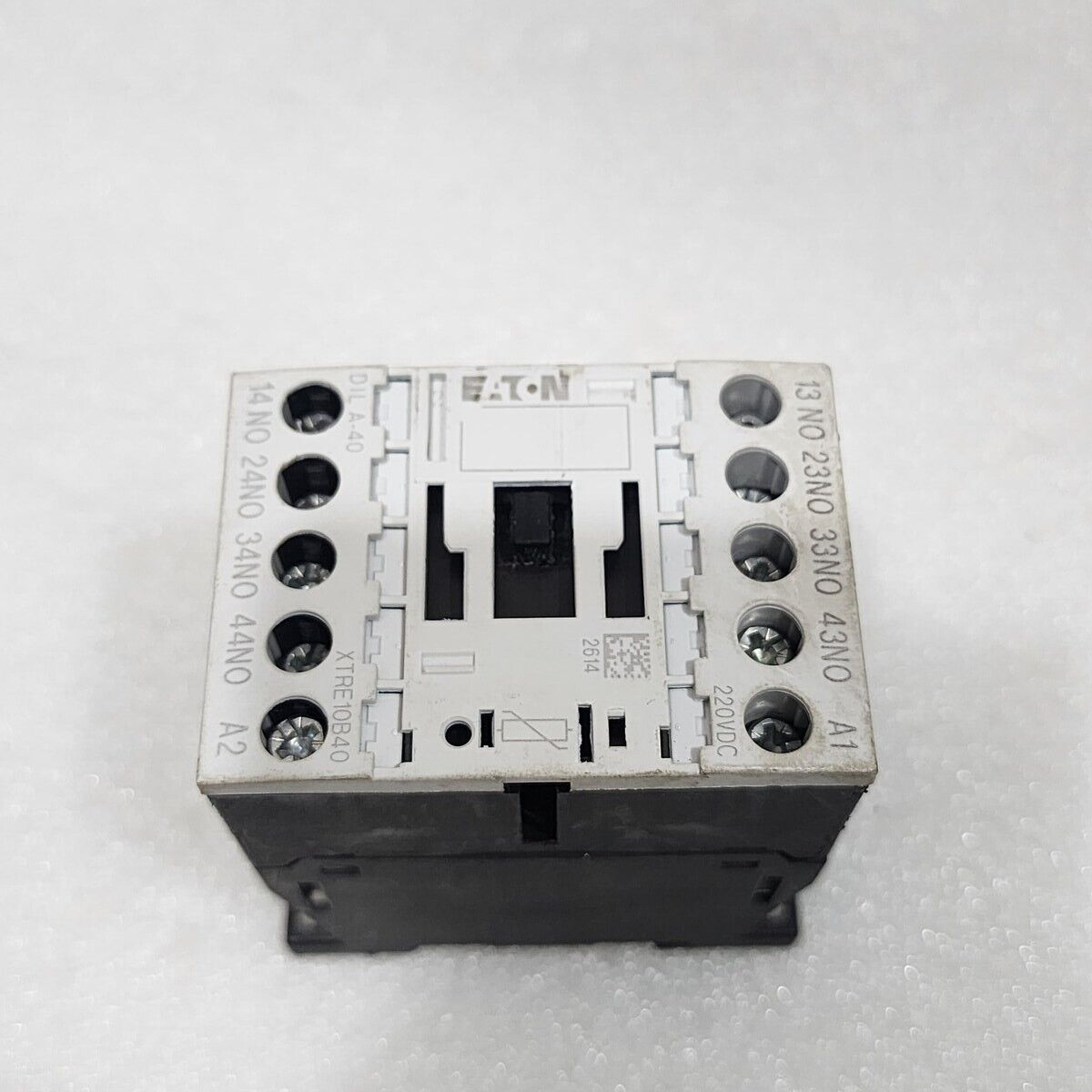 EATON DIL A-40 MAGNETIC CONTACTOR XTRE10B40 220VDC