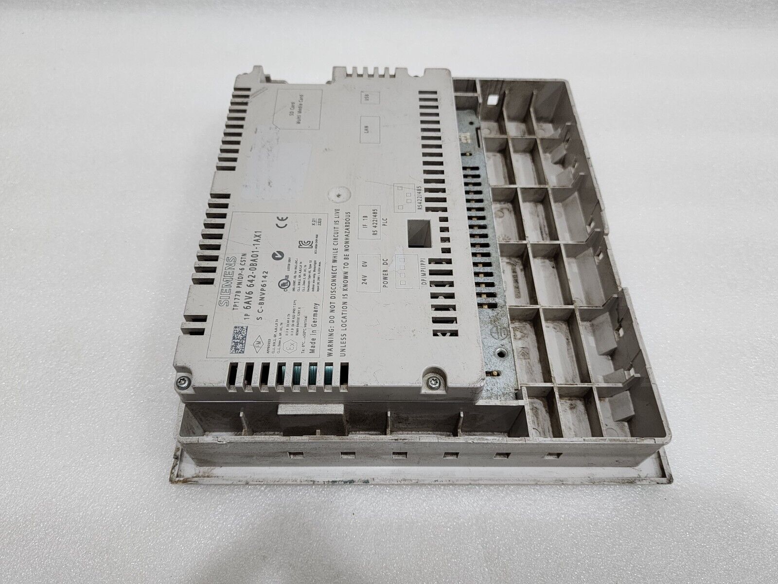 SIEMENS 6AV6 642-0BA01-1AX1 OPERATION TERMINAL TP177B PN/DP-6 CSTN 24V