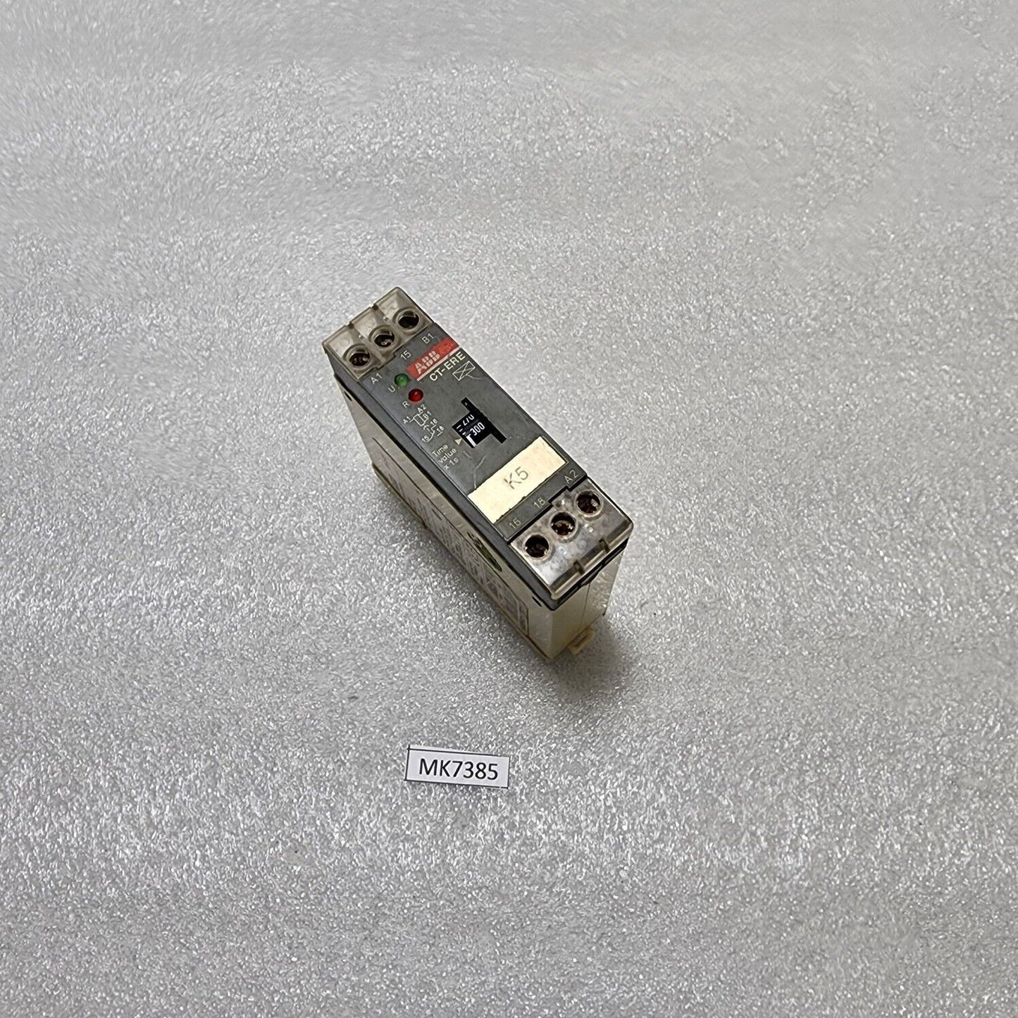 ABB CT-ERE ONE-DELAY TIME RELAY 1SVR550107R2100 220-240VAC/24VAC-DC