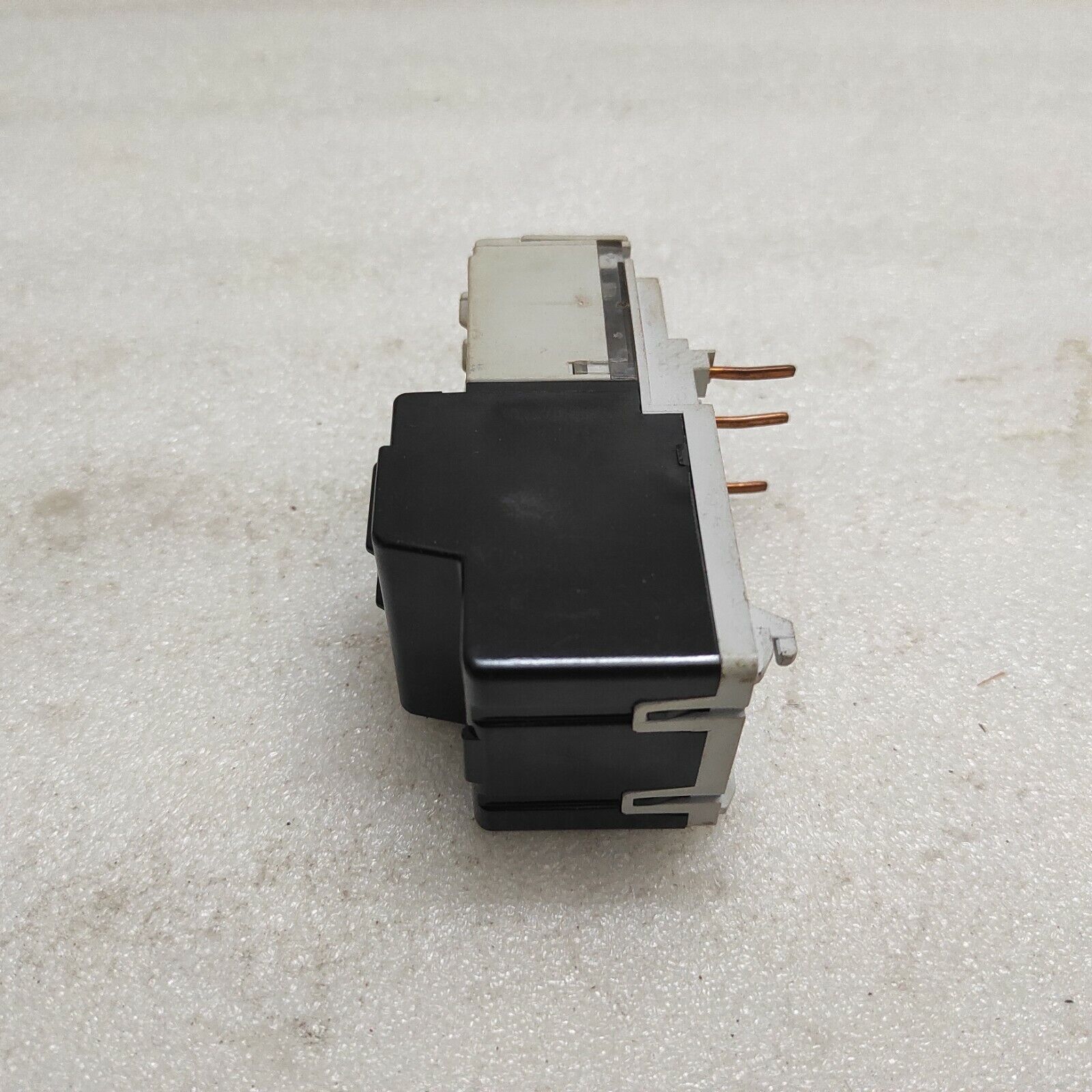 DONG-A ELECTRIC DTH-22B THERMAL OVERLOAD RELAY 1.6-2.5A