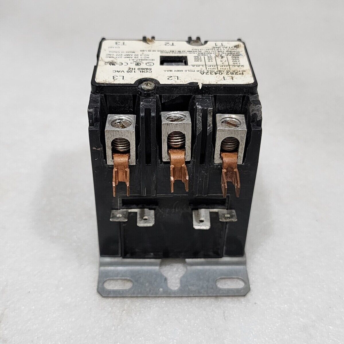 CARRIER P282-0432A 3-POLE MAGNETIC CONTACTOR 40A HCCY3XT04CG102 COIL VOLTAGE: 12