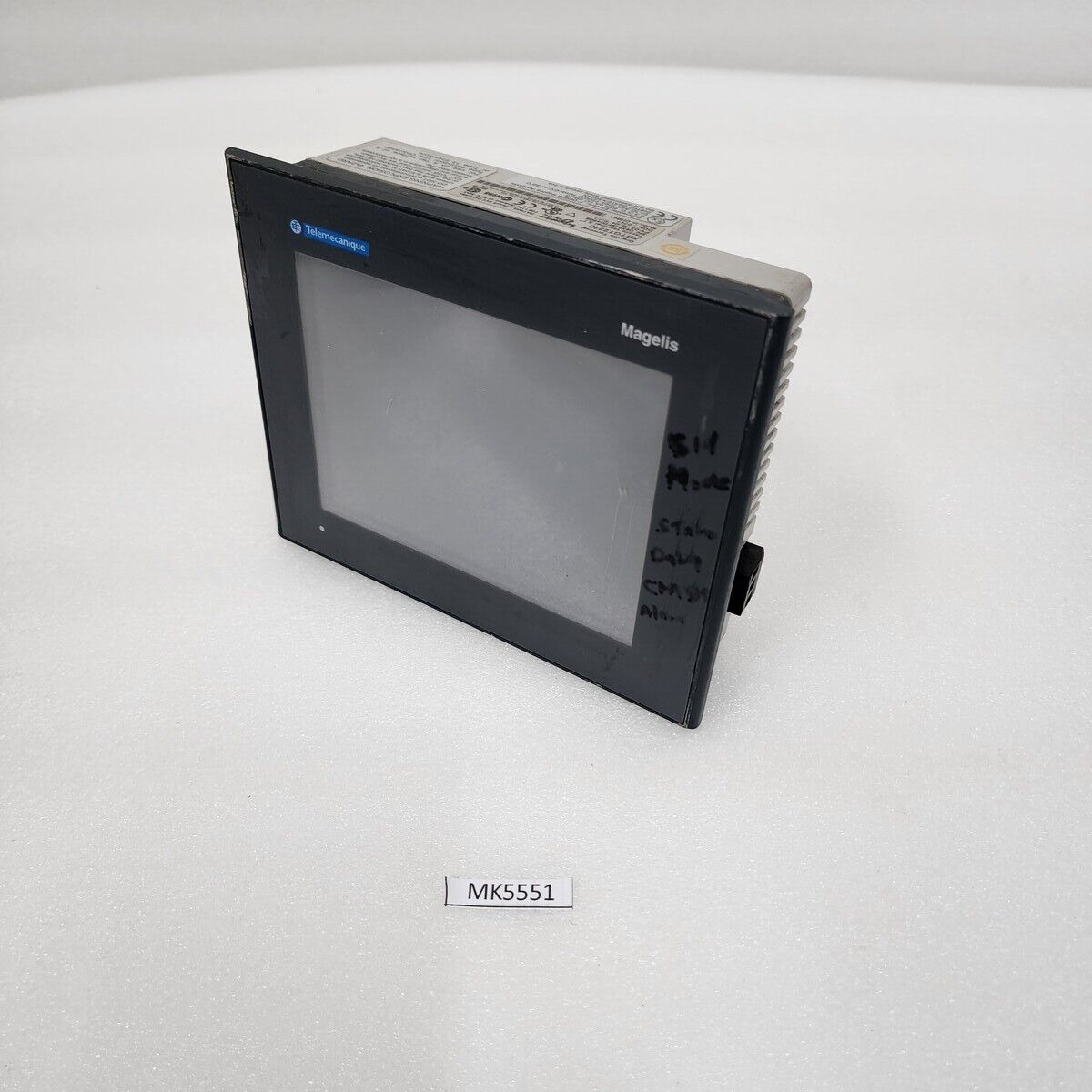 XBTGT2220 5.7” TACTILE TERMINAL 24VDC