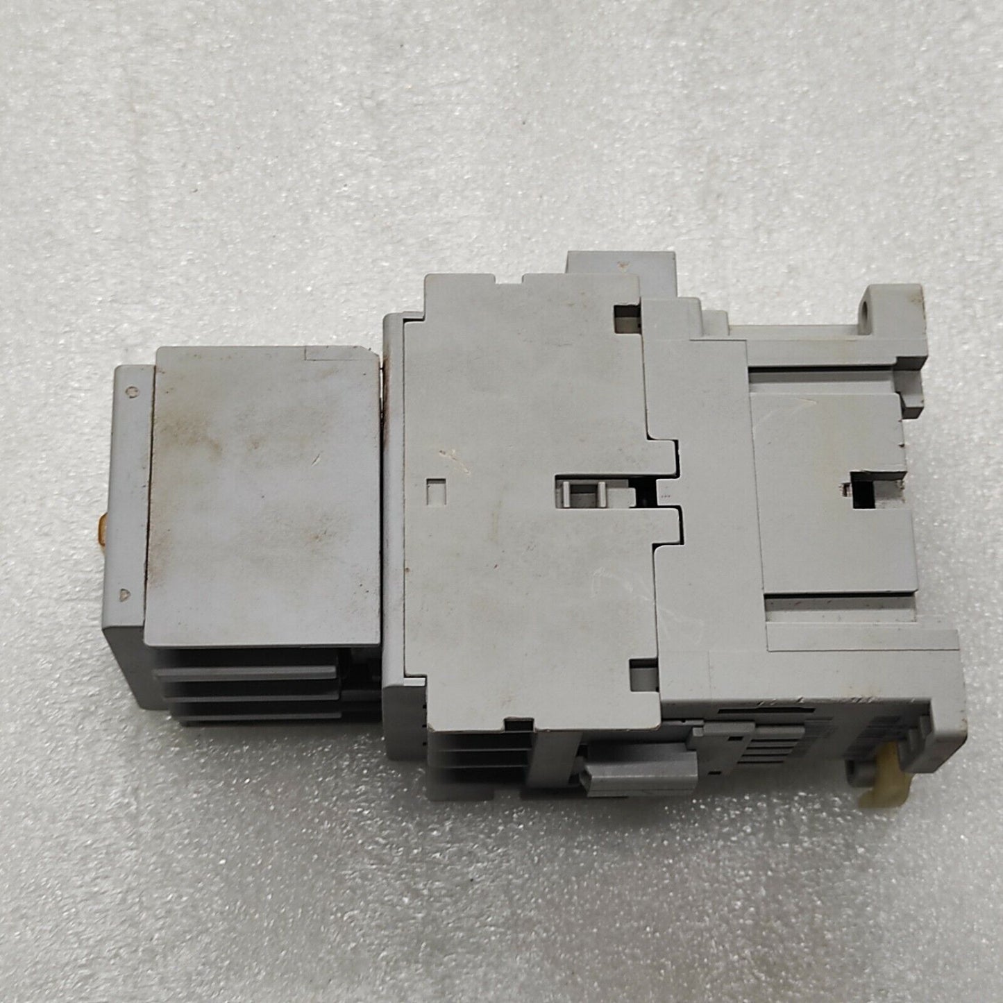 ALLEN BRADLEY 100-C12-10 12AMP CONTACTOR COIL VOLTAGE 48VAC A31 100-F