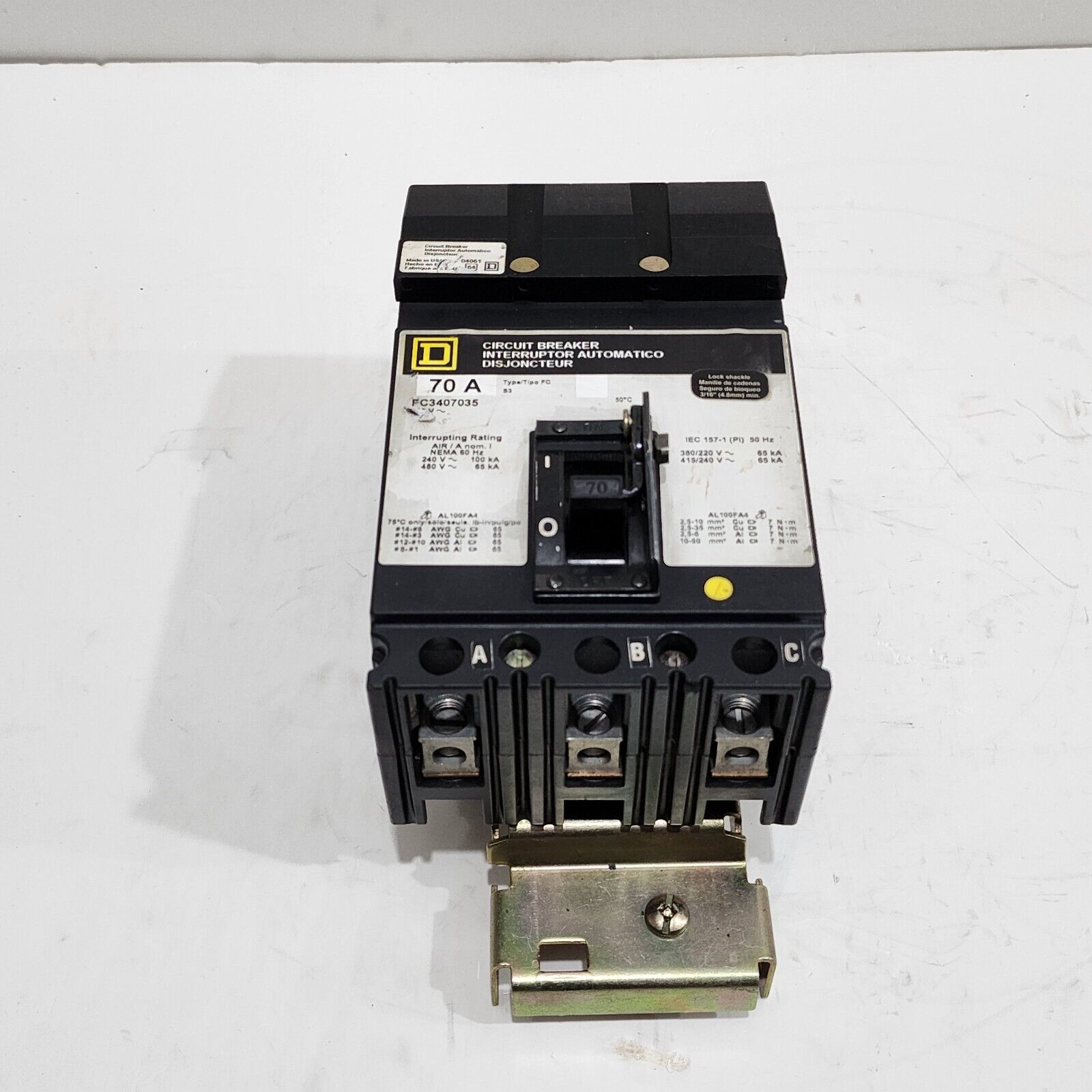 SQUARE D FC3407035 MOLDED CASE CIRCUIT BREAKER 70A 480V