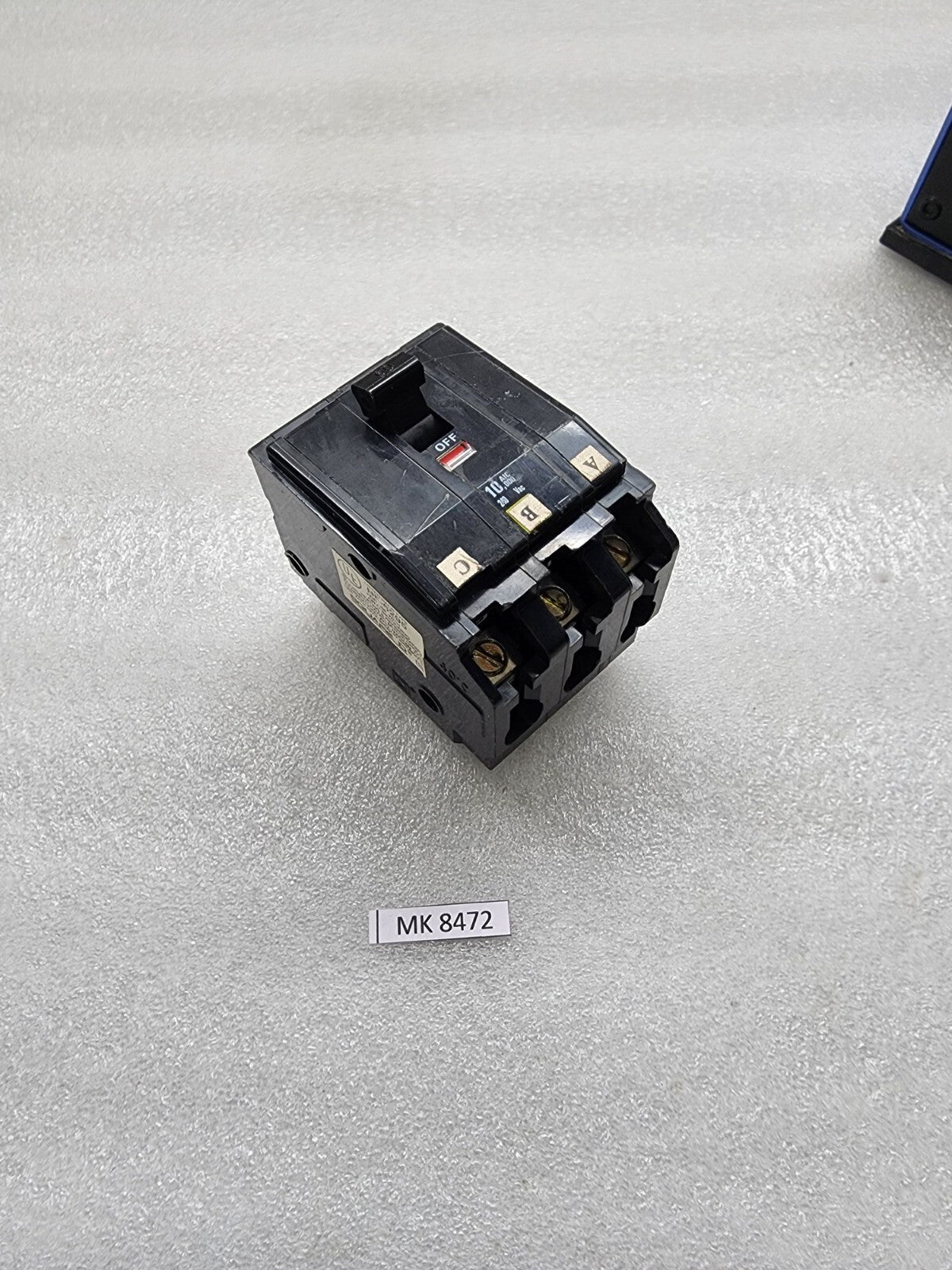 SQUARE D NE-6295 3-POLE CIRCUIT BREAKER 60A