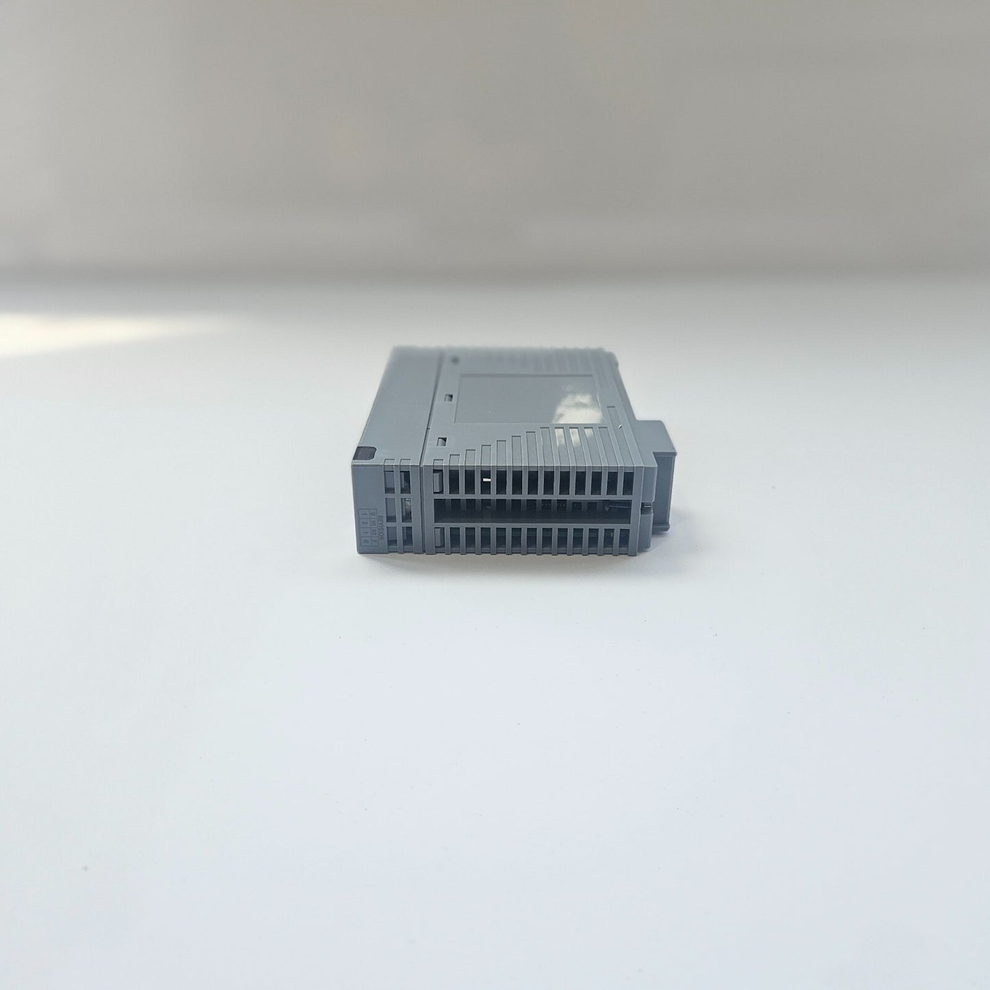 YOKOGAWA ADV551-P60-S2 DIGITAL OUTPUT MODULE