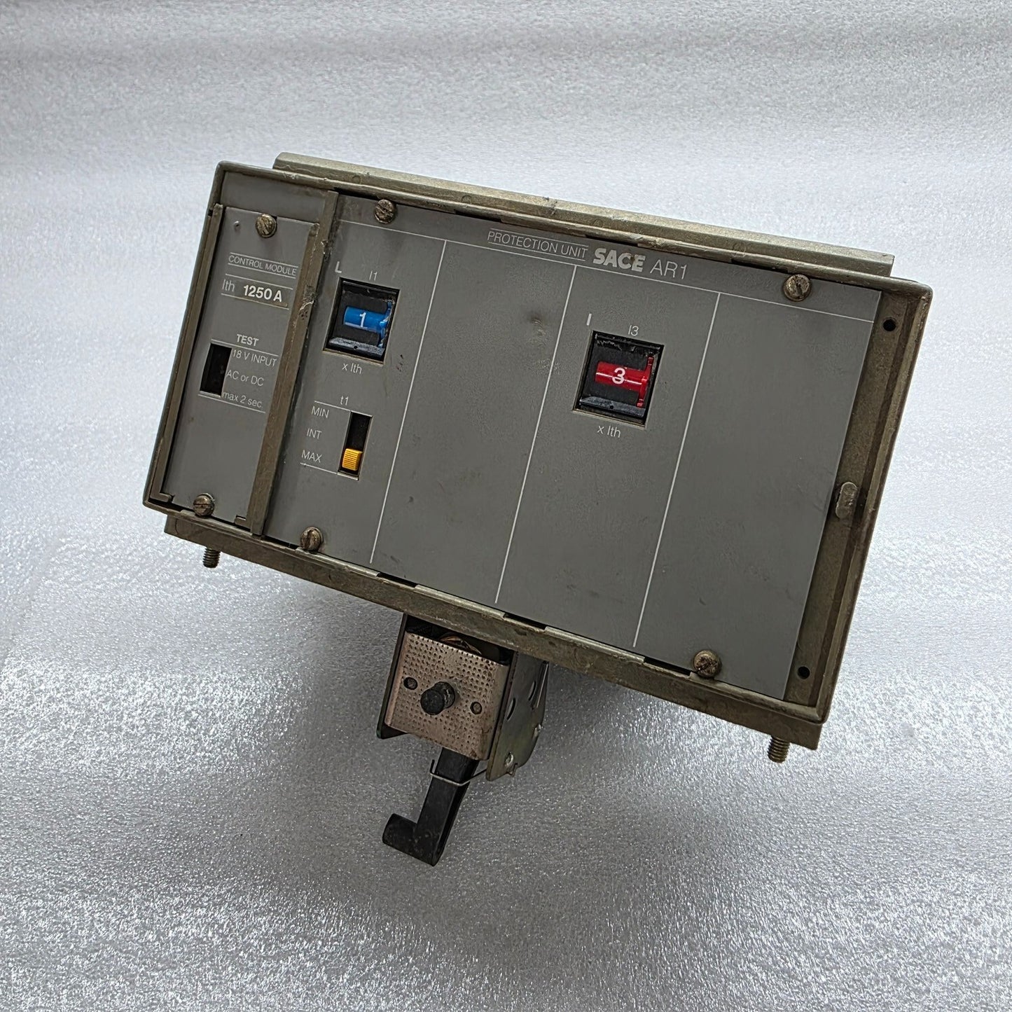 ABB SACE AR1 PROTECTION UNIT 1250A AR1
