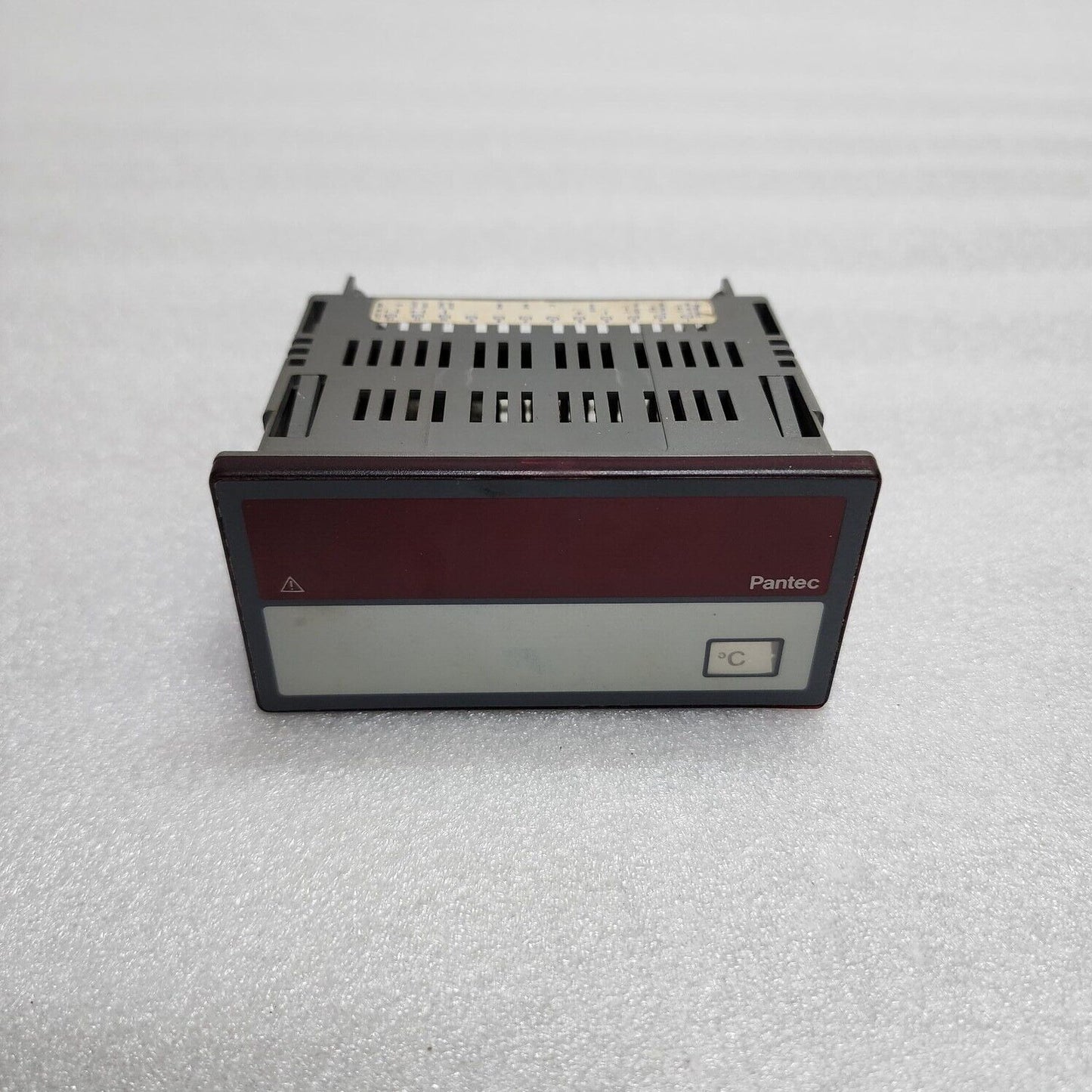 CARLO GAVAZZI DPI 35 PTC V3D30XX02 8-32V