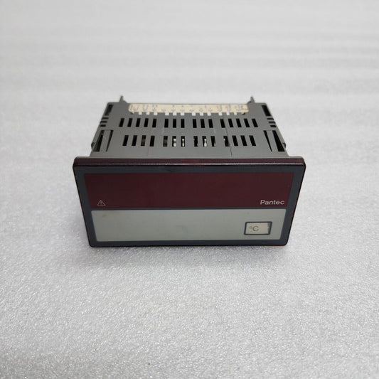 CARLO GAVAZZI DPI 35 PTC V3D30XX02 8-32V