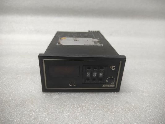 JUMO TRON HROW-48/DI-D3 TEMPERATURE CONTROLLER 220VAC PT100 0-399'C