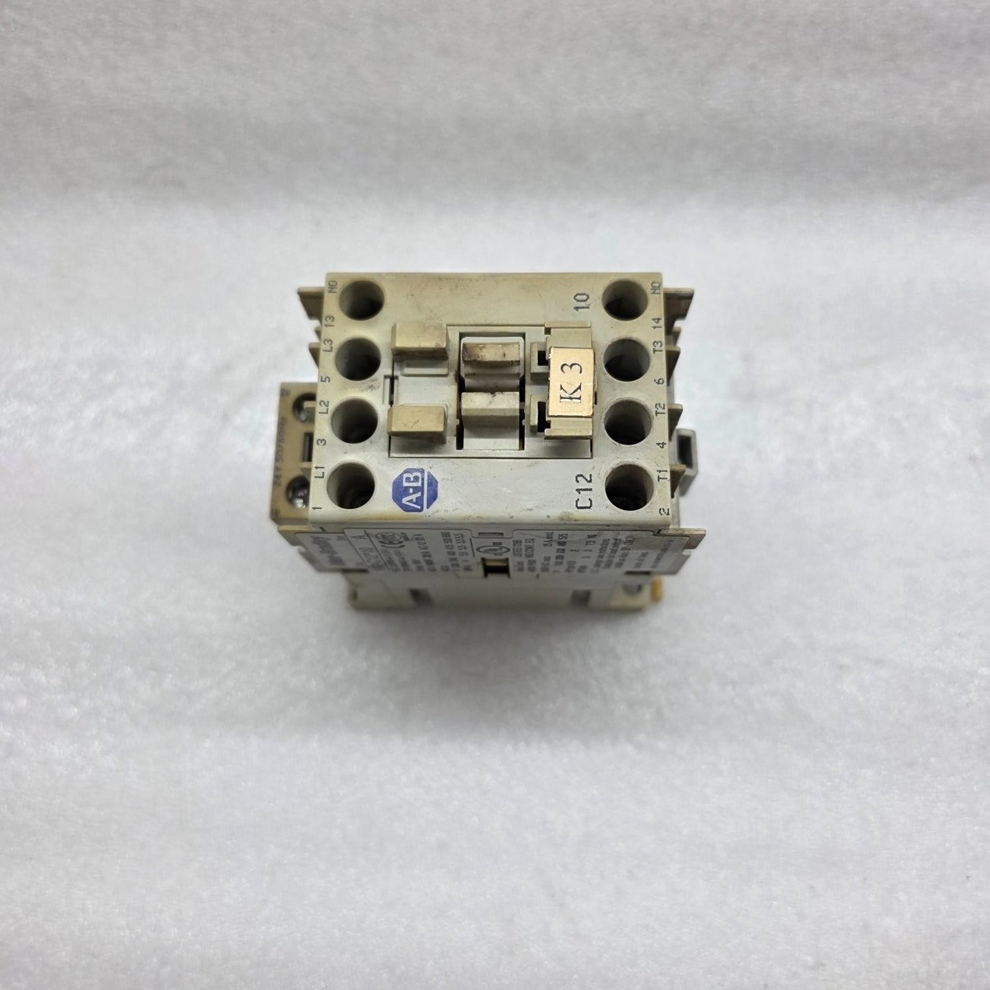 ALLEN BRADLEY CAT 100-C12-10 32A MAGNETIC CONTACTOR 24V AC