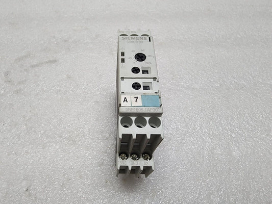 SIEMENS 3RP1505-1AP30 MULTI FUNCTION TIME RELAY