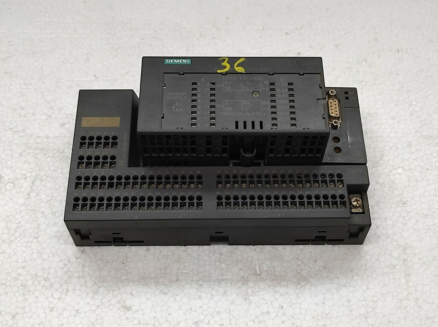 Siemens 6ES7 193-1CL00-0XA0 Terminal Block 6ES7 133-1BL01-0XB0 ET200L