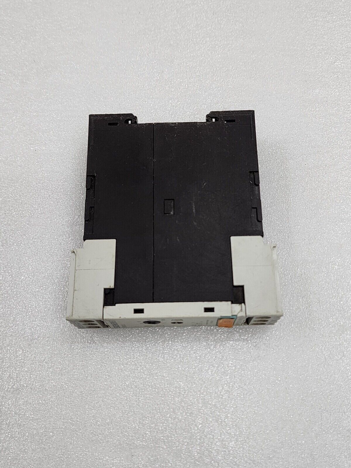 SIEMENS 3RP1525-1AP30 TIMING RELAY ON DELAY