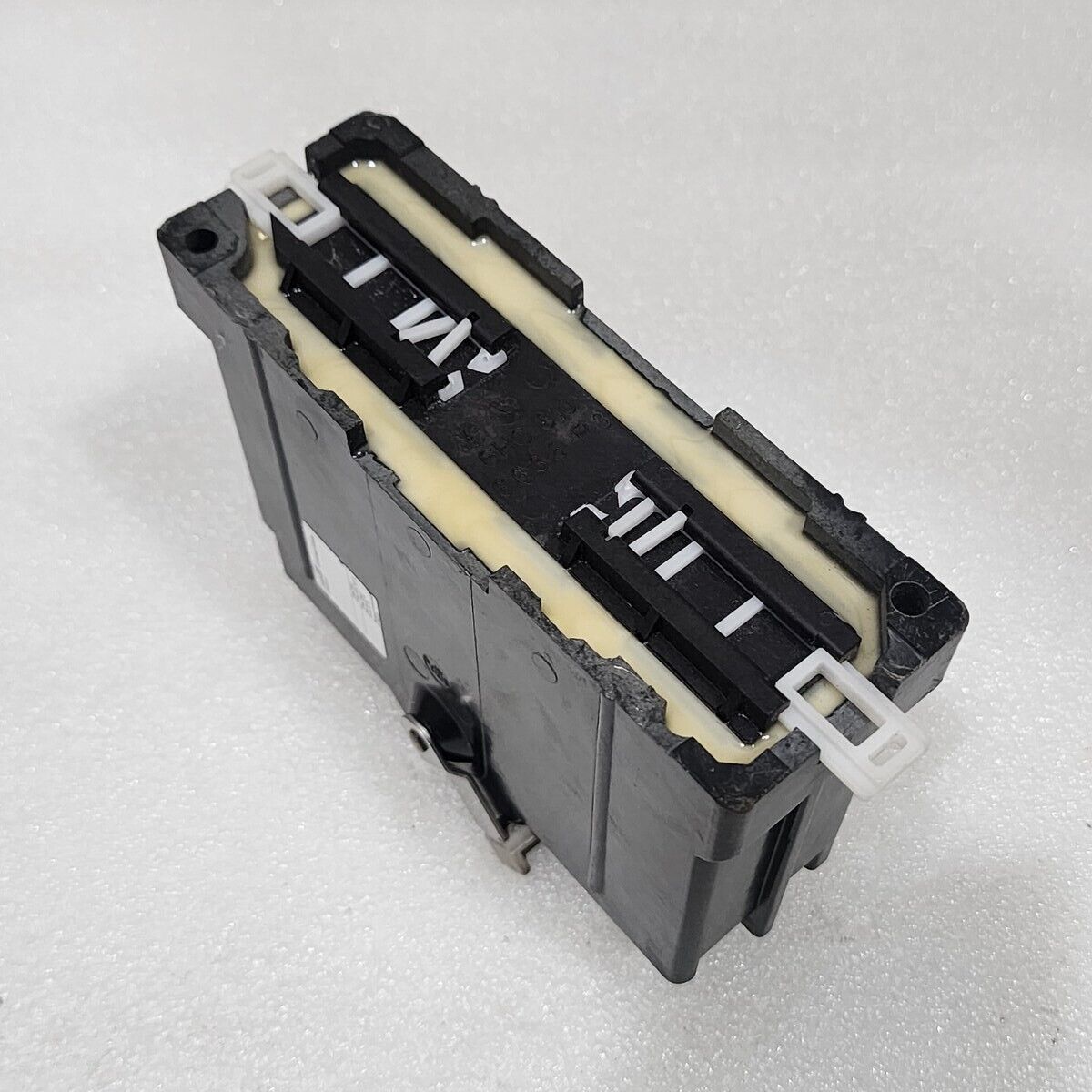 CEAG GHG6122141R0019 4A 2-POLE BREAKER/SAFETY DIODE