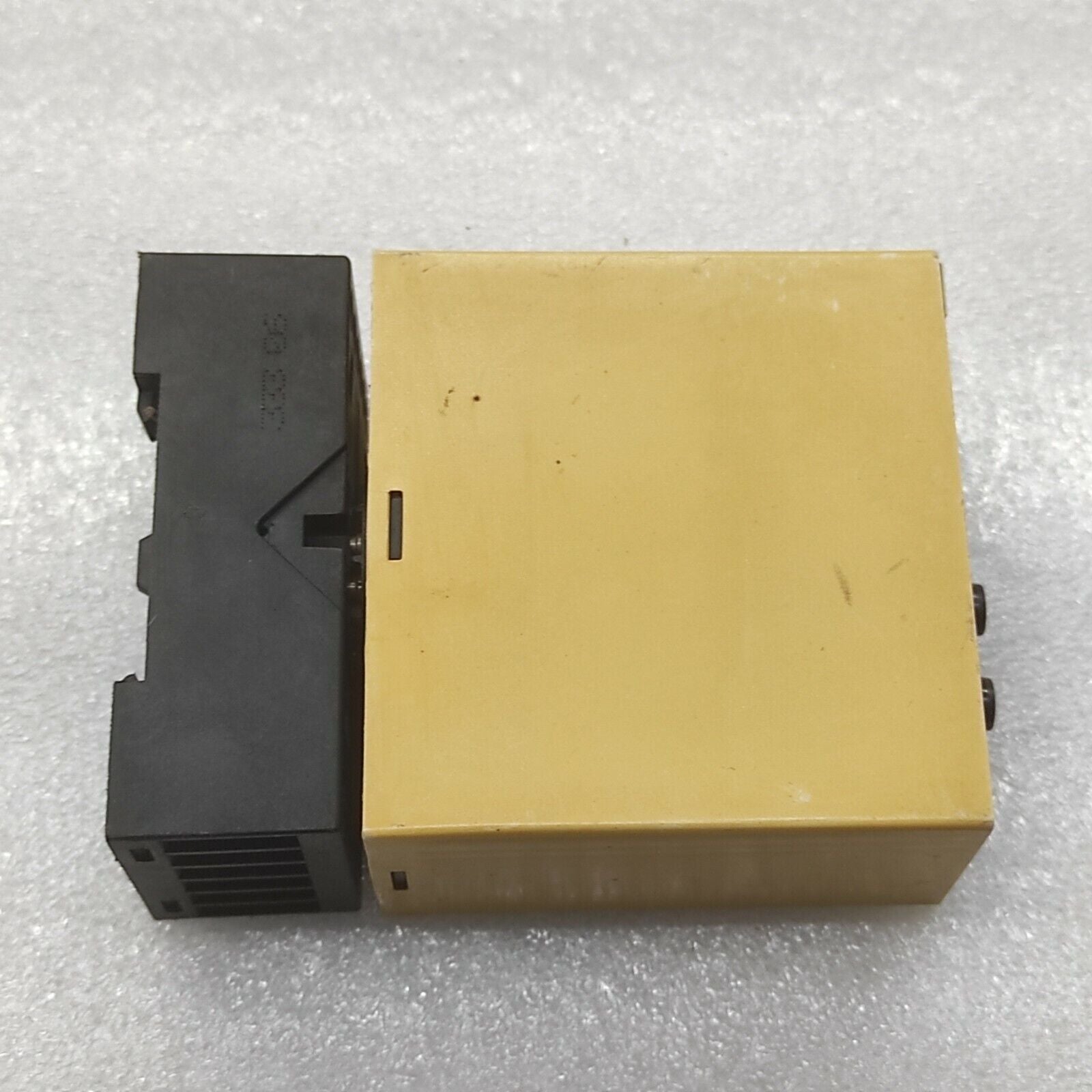 ELTECO CONTROL SYSTEM RP10-1-1-230 VOLTAGE LEVEL RP10 230VAC