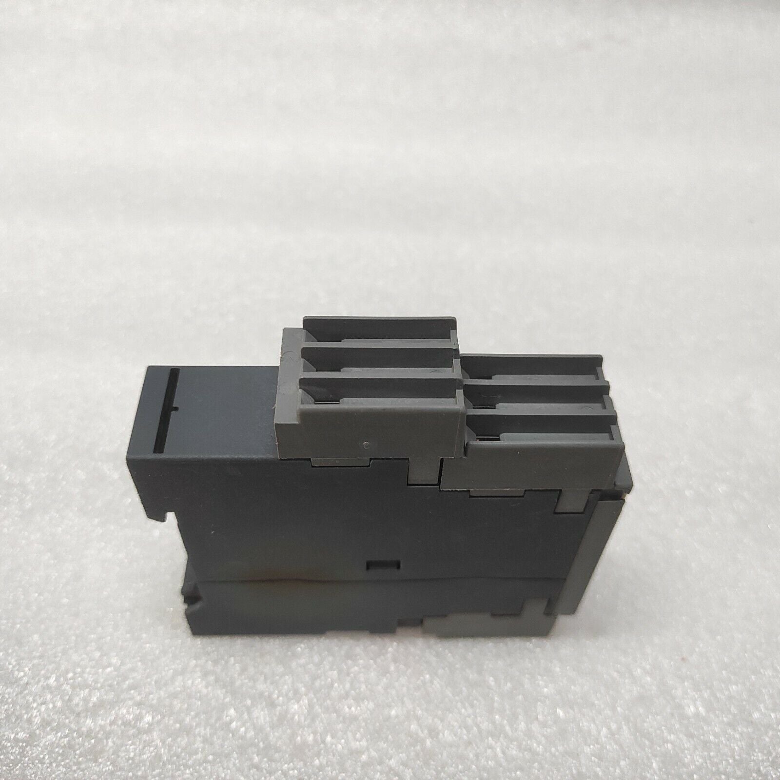 ABB C505.02 THERMISTOR PROTECTION RELAY 1SAR600011R0002 