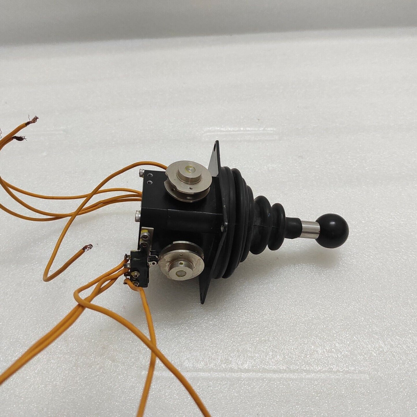 ETI SYSTEMS J50-CR2T4-SMB JOYSTICK CONTROLLER