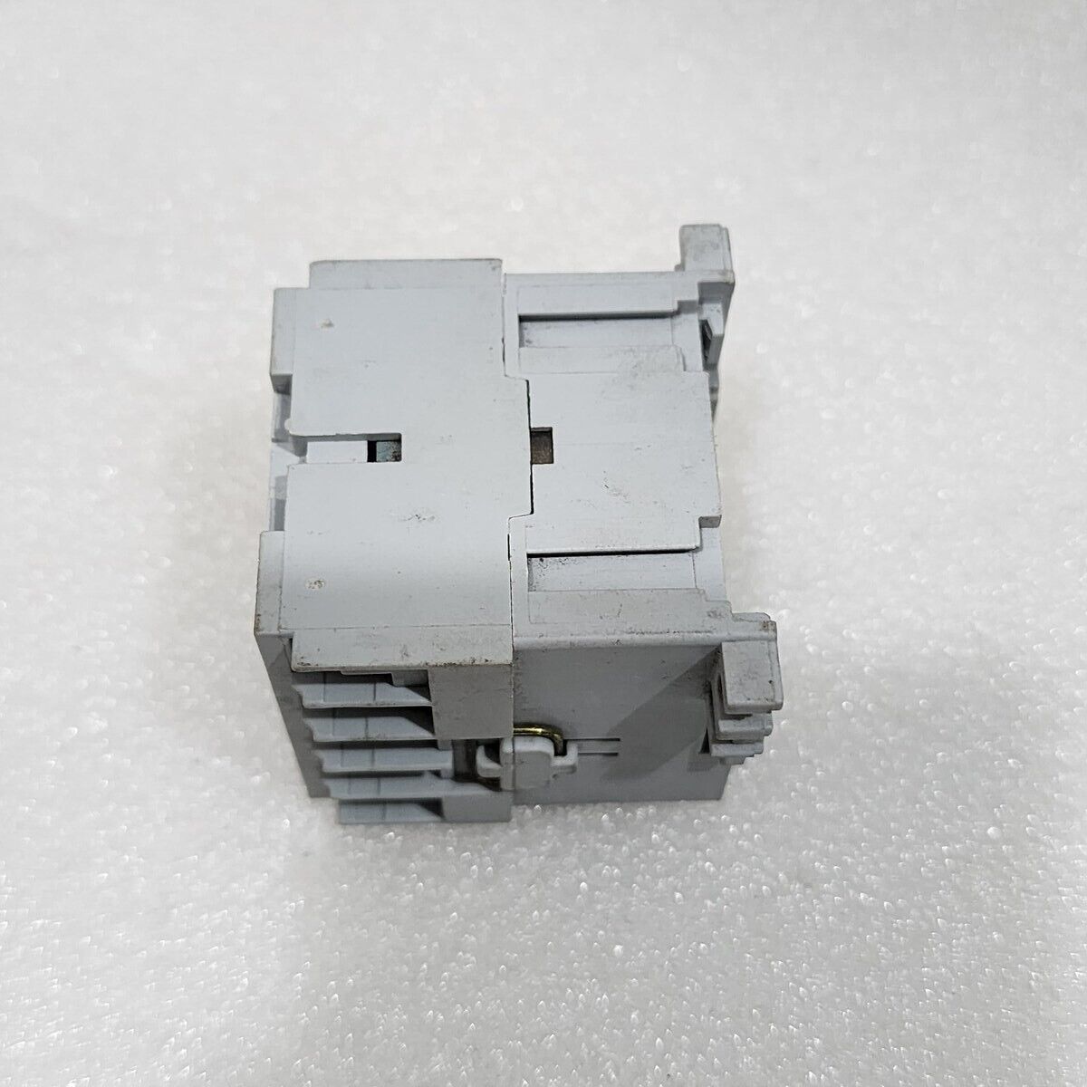 ALLEN BRADLEY 100-M09N-3 SER A NON REVERSING MINI CONTACTOR