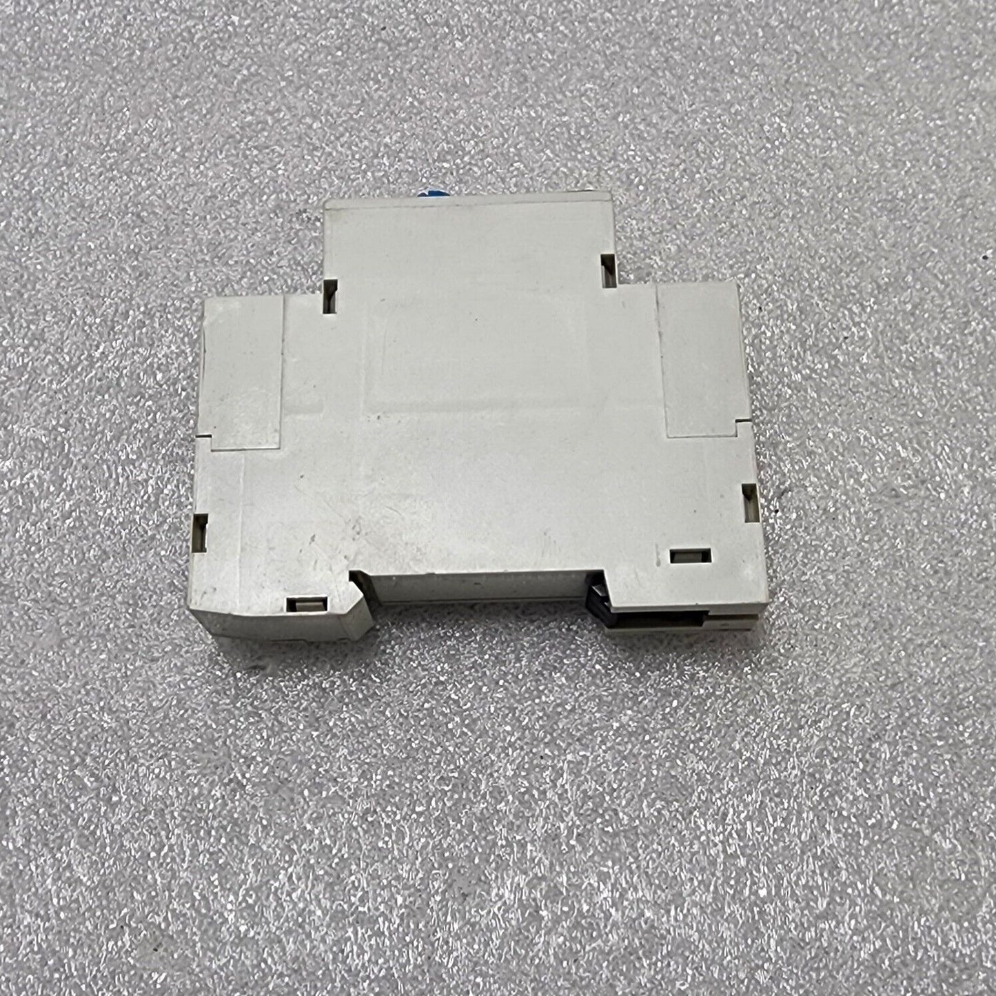 CROUZET MUR1 TIMER RELAY 88826105 24VDC/24-240VAC