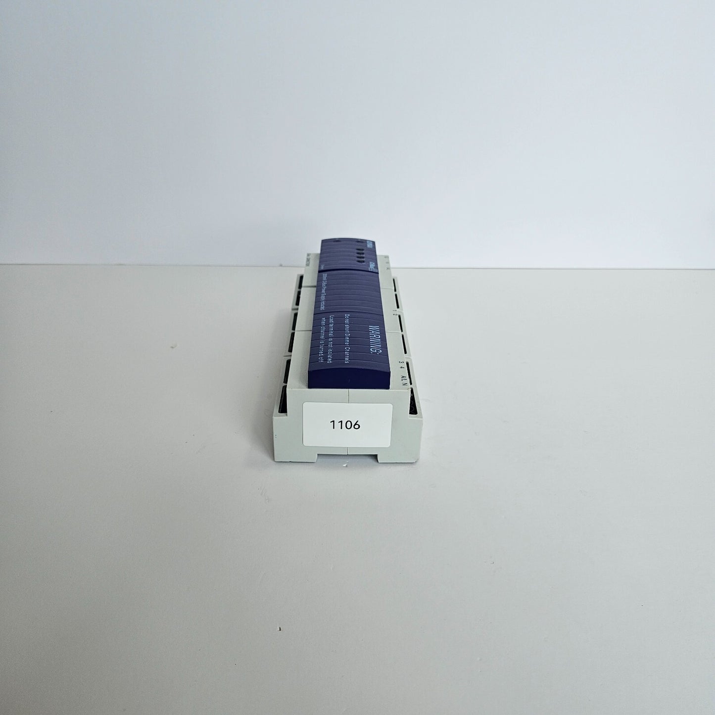 CLIPSAL L5504D2A 4 CHANNEL DIMMER LE5504TD2A 110-240V