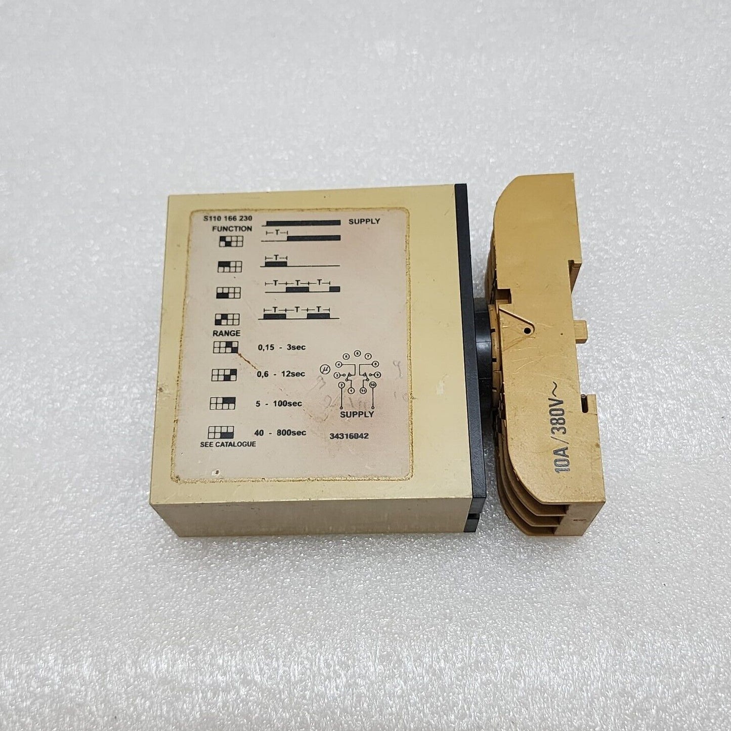 Carlo Gavazzi S 110 166 230 Combi Timer Automatic Start 230V AC S110166230