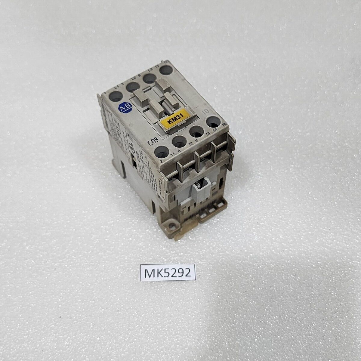 ALLEN BRADLEY C09 MAGNETIC CONTACTOR CAT 100-C09-10 COIL VOLTAGE 110V