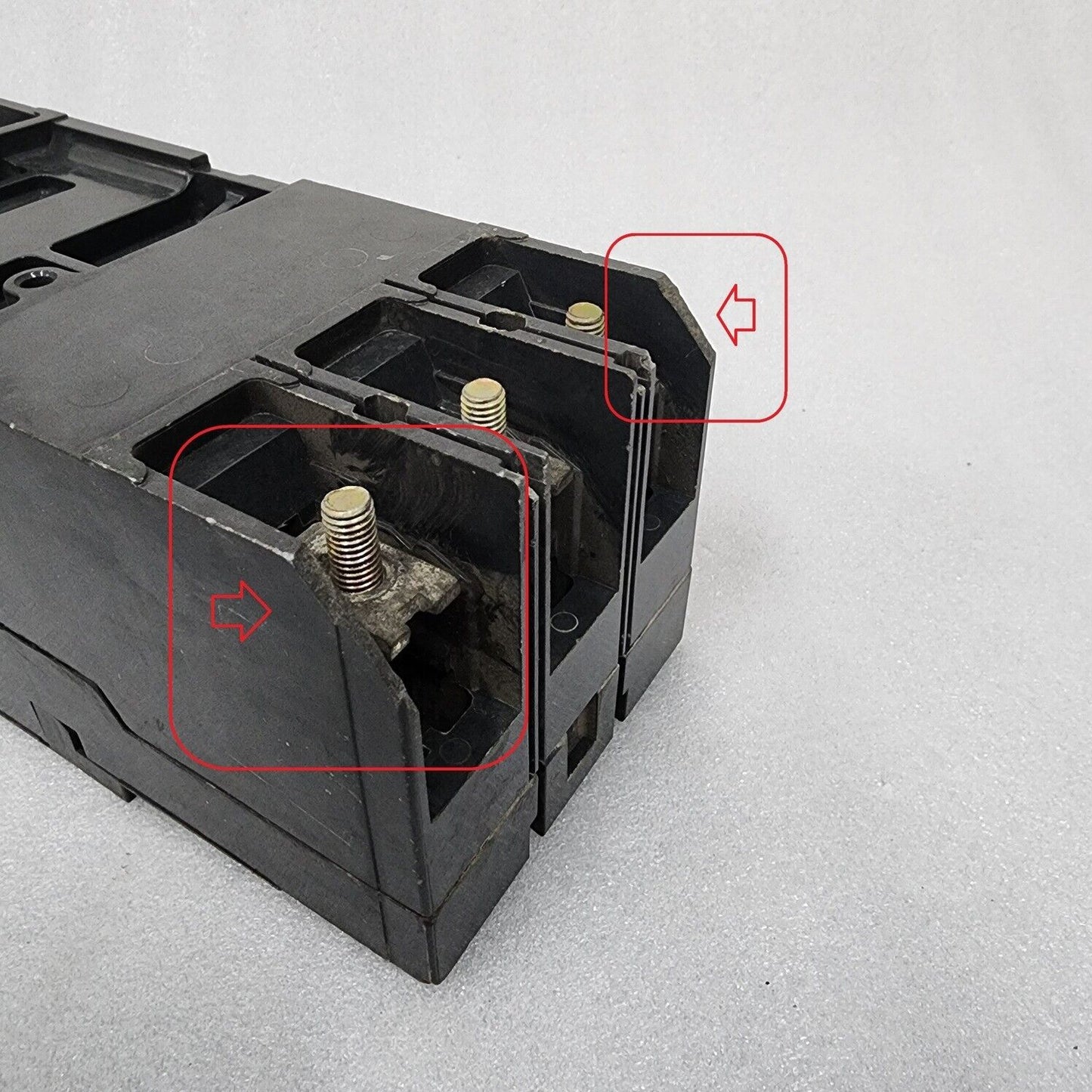 GENERAL ELECTRIC SFLA36AT0250 3-POLE CIRCUIT BREAKER 250A