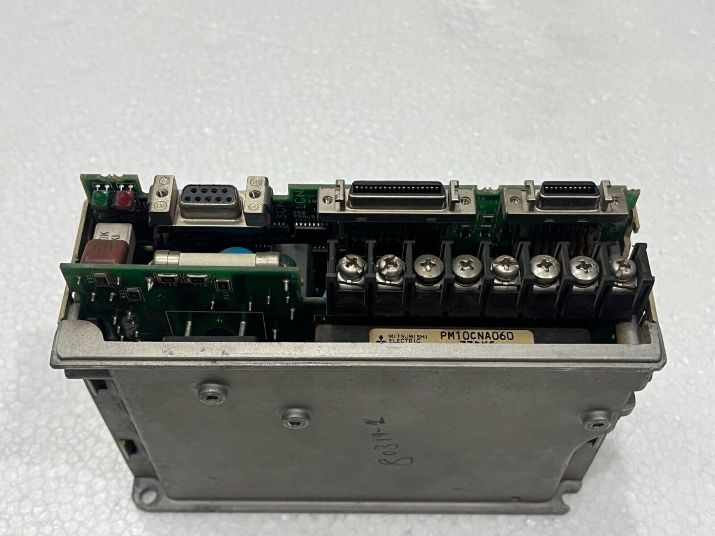 YASKAWA SGDA-01AS AC SERVOPACK SERVO DRIVE FRONT COVER BROKEN