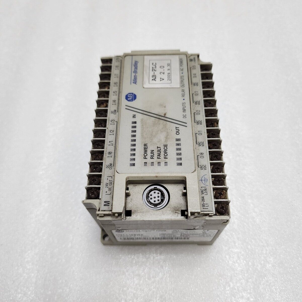 ALLEN BRADLEY CAT 1761-L16BWA SER E MICROLOGIX 1000 BODY DAMAGED